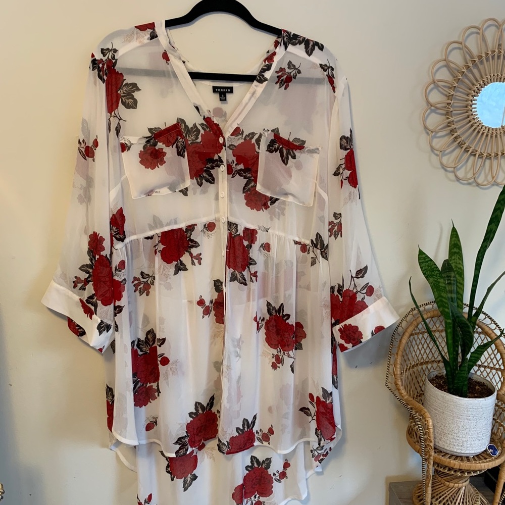Torrid Sheer Floral Top - Red and White